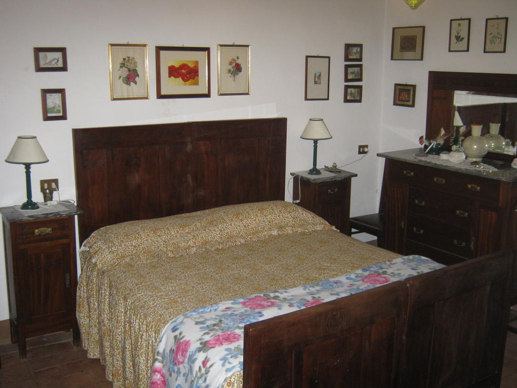 Agriturismo Santa Maria Torrita di Siena Room photo