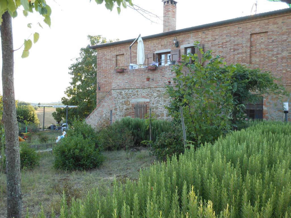Agriturismo Santa Maria Torrita di Siena Exterior photo